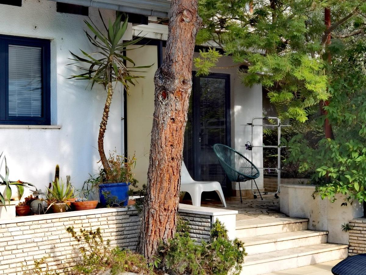 Pine And Lime Apartments Pula Exterior foto